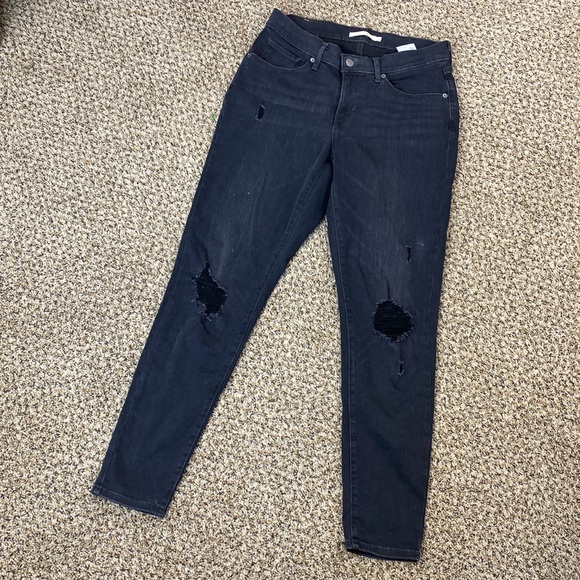 Levi’s Curvy Skinny distressed Jeans - Picture 4 of 10